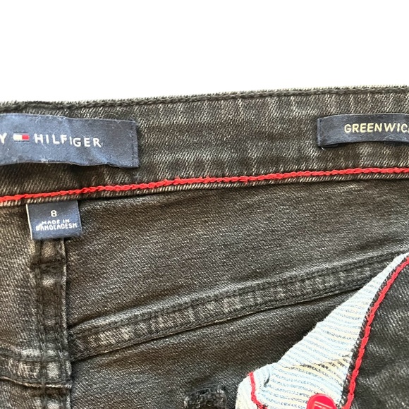 NWT TOMMY HILFIGER Women's Greenwich Cuffed Bermuda Denim Shorts in Black Size 8 - Picture 3 of 10